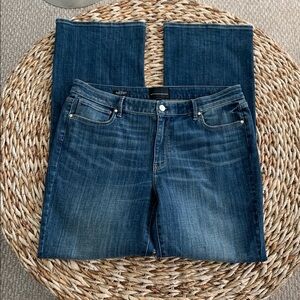 White House Black Market Midrise Slim Boot Women's Bootcut Jeans in Dark Blue 14